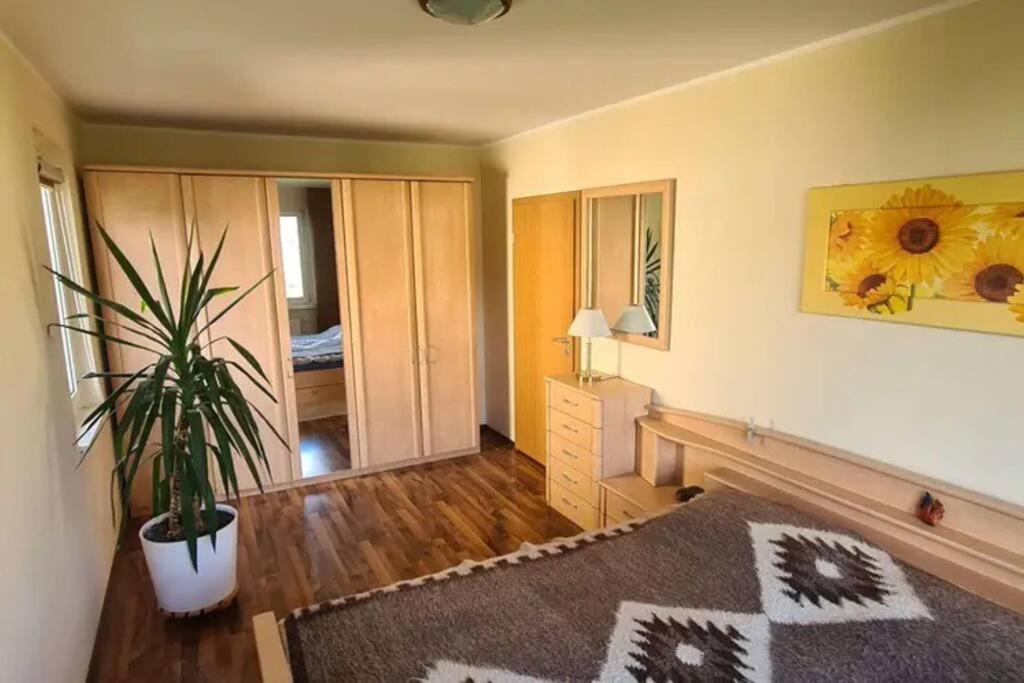 Modern Townhouse, Quiet And Close To The Centre. * Berlijn